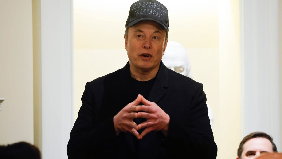 Musk pays for signatures "against activist judges"