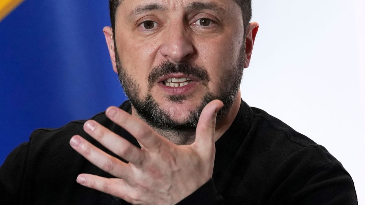 Selenskyj complains attacks on Ukrainian energy systems