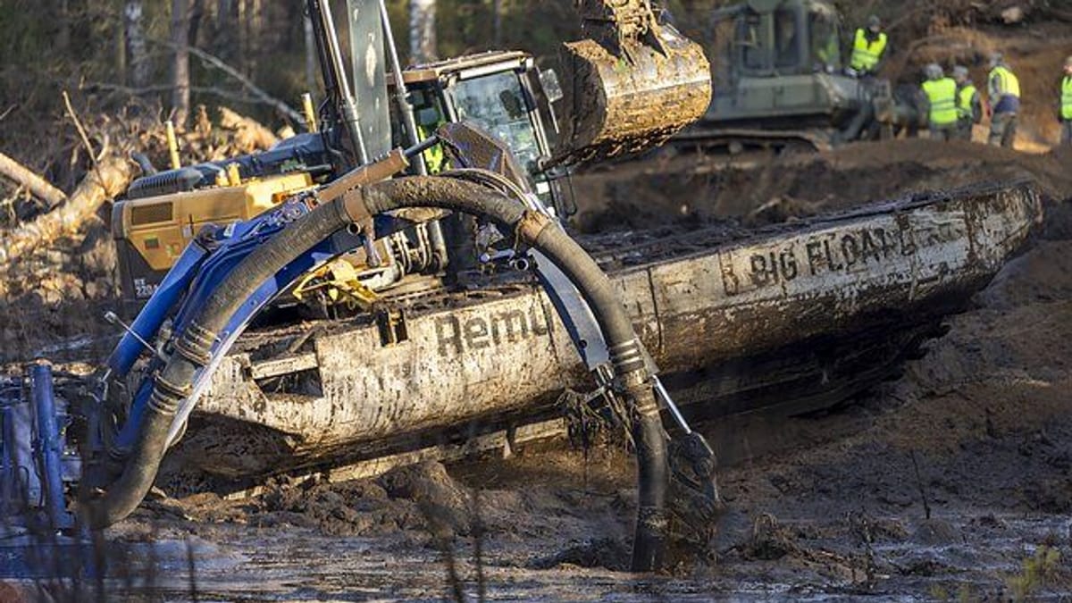 Recovered tanks-all missing US soldiers dead