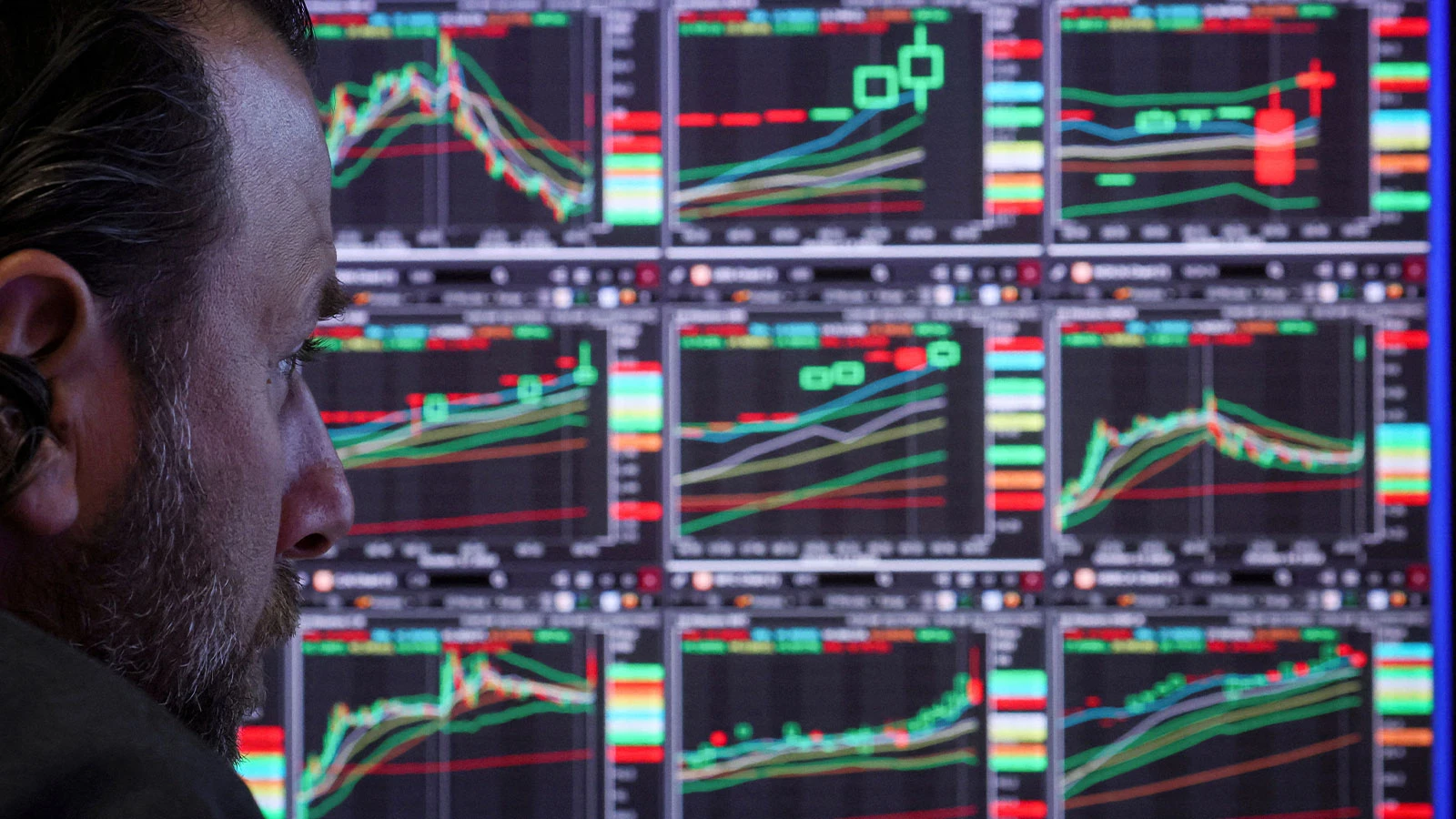 Global markets focused on the data to be announced in the USA