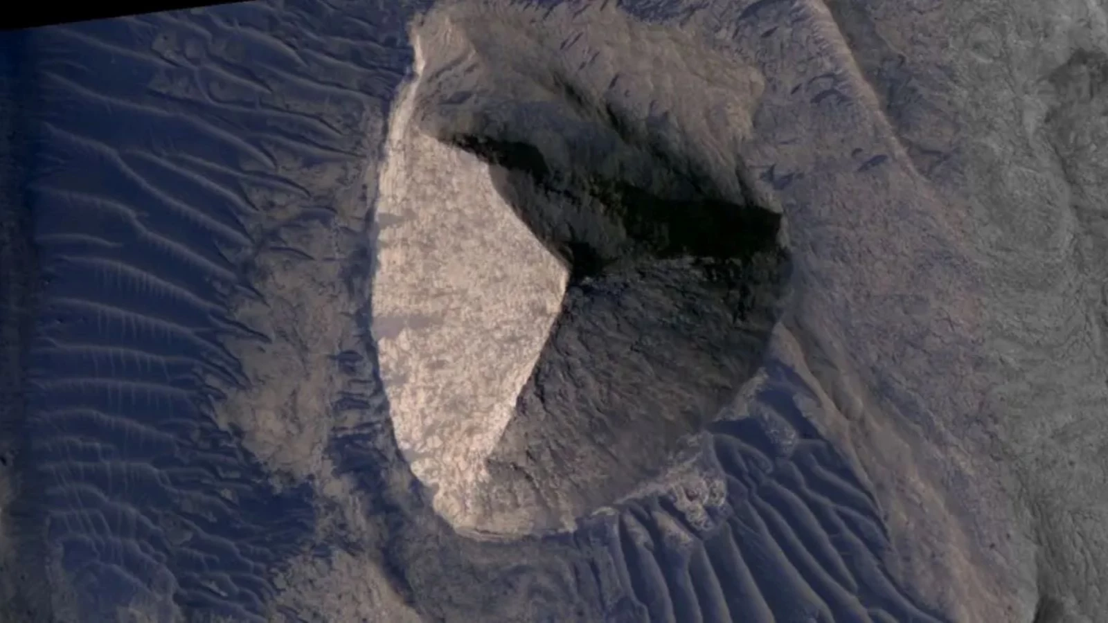 A new one has joined the Mars hallucinations: Pyramid