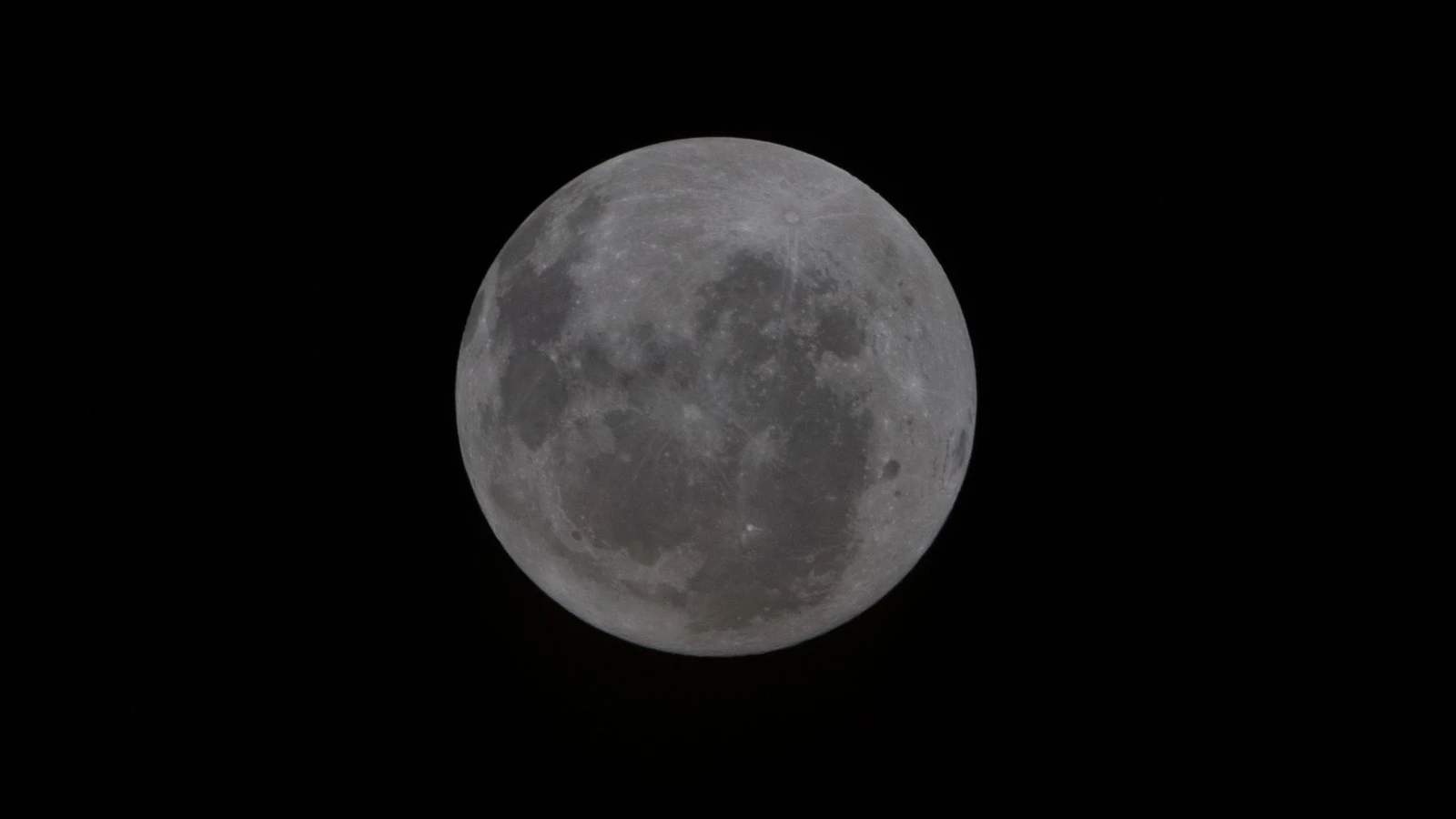 Critical threshold in the historical journey: The Moon was viewed from this angle for the first time