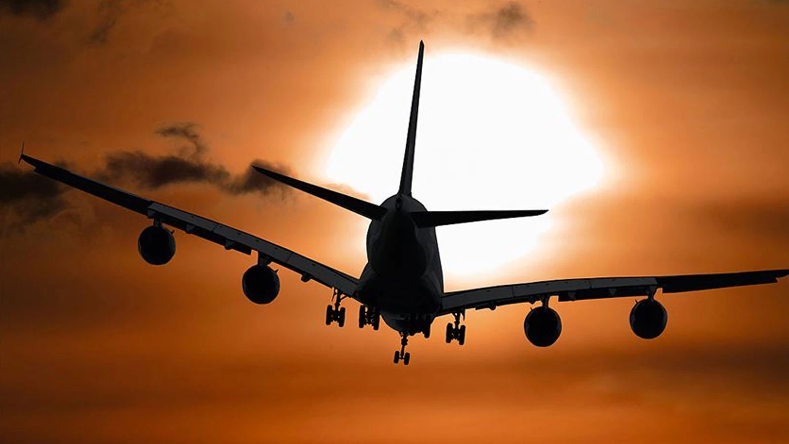 European airline companies demand precautions against jet fuel crisis