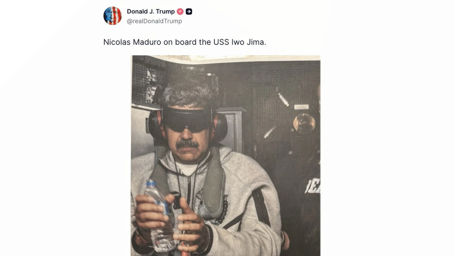 Trump posts picture of captured Maduro