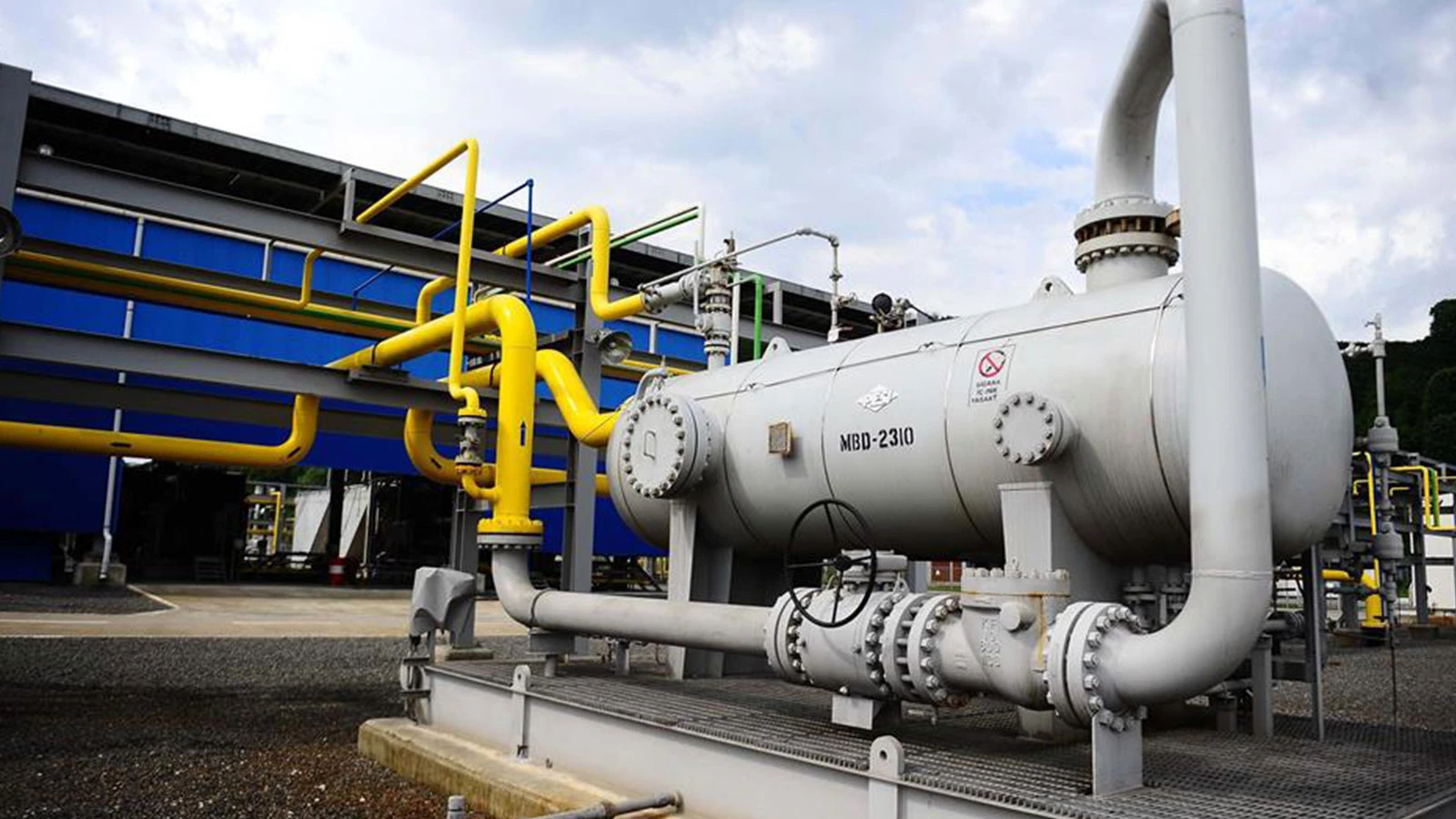 Gas prices in Europe decreased by more than 12 percent