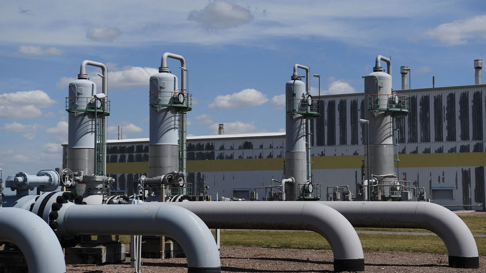 Natural gas subscriptions became the most expensive in April