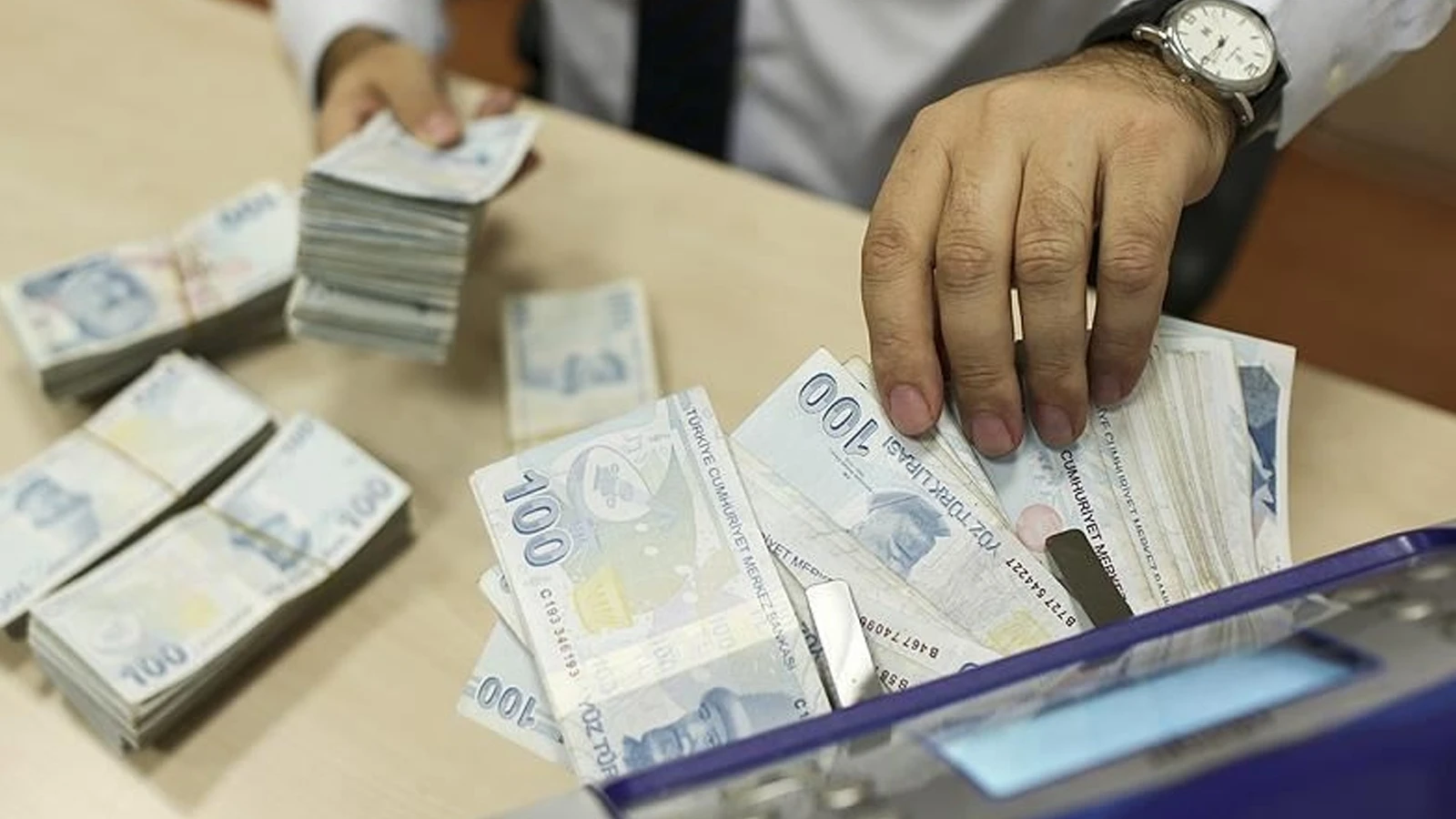 The figure in the interest-free loan race increased to 100 thousand TL