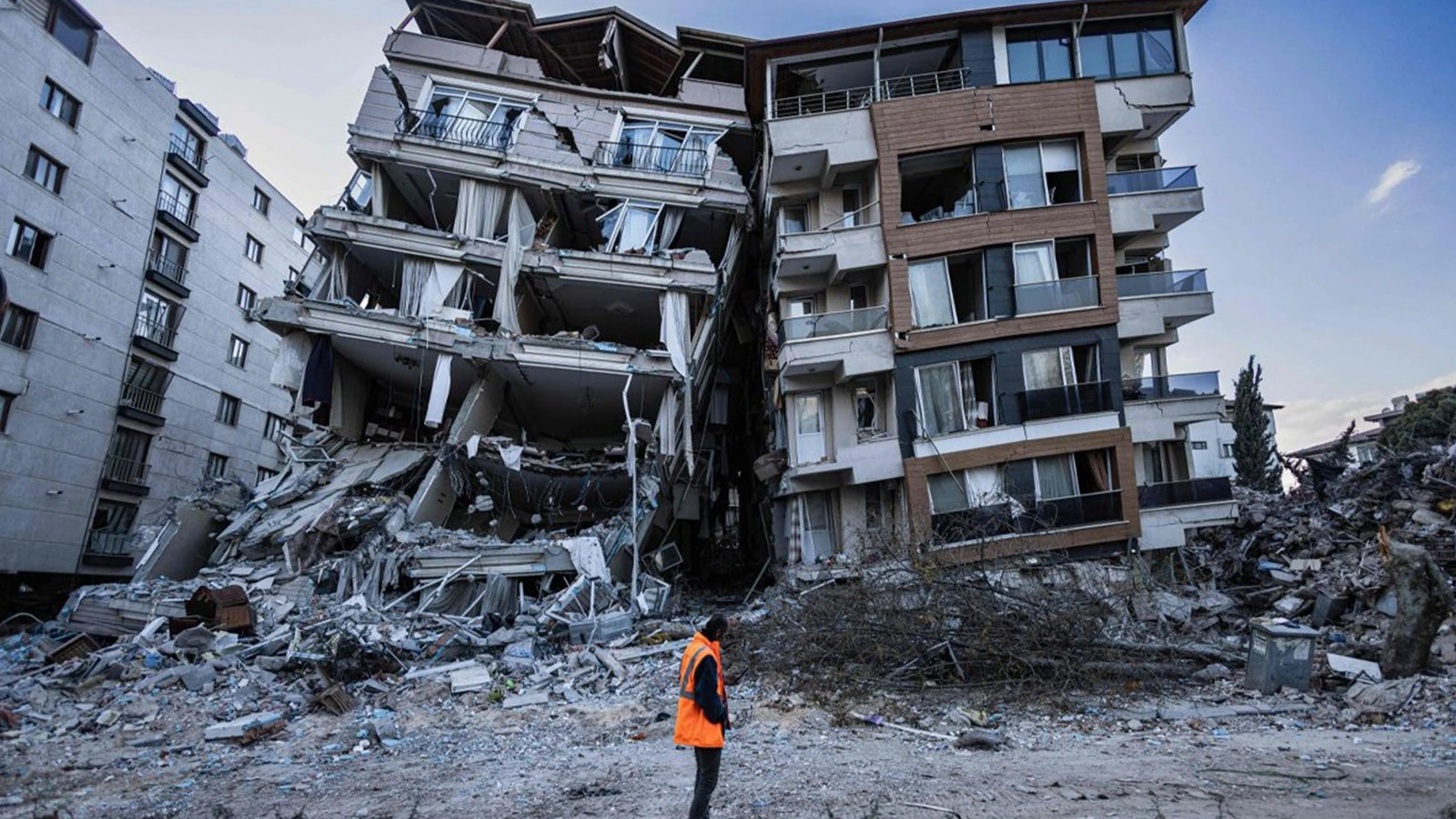 Time fight for Marmara! 300 kilometer earthquake polemic