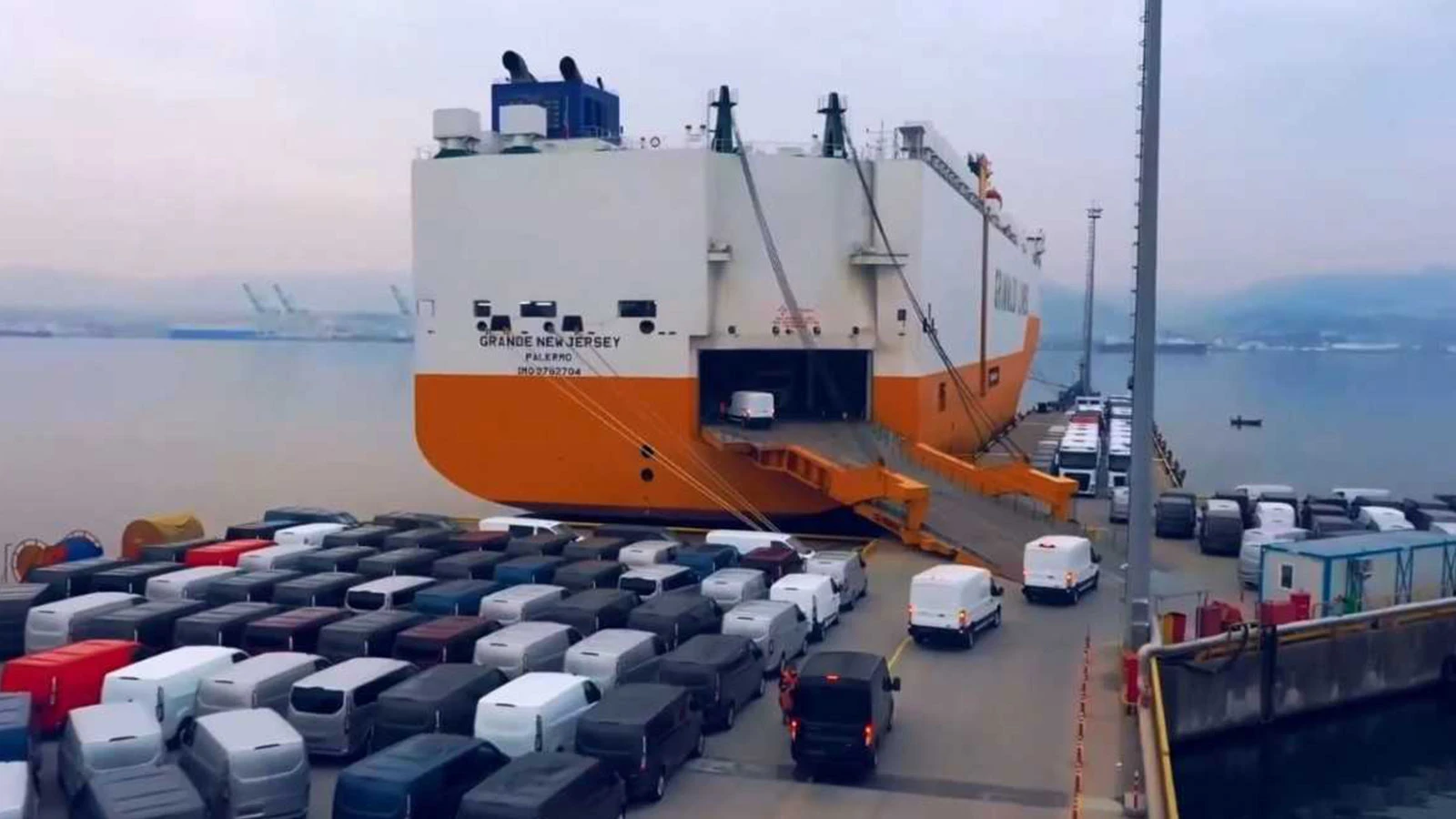 Principles regarding vehicles brought temporarily from abroad have been regulated.