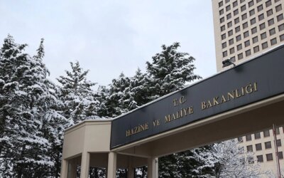 Treasury borrowed 72 billion TL