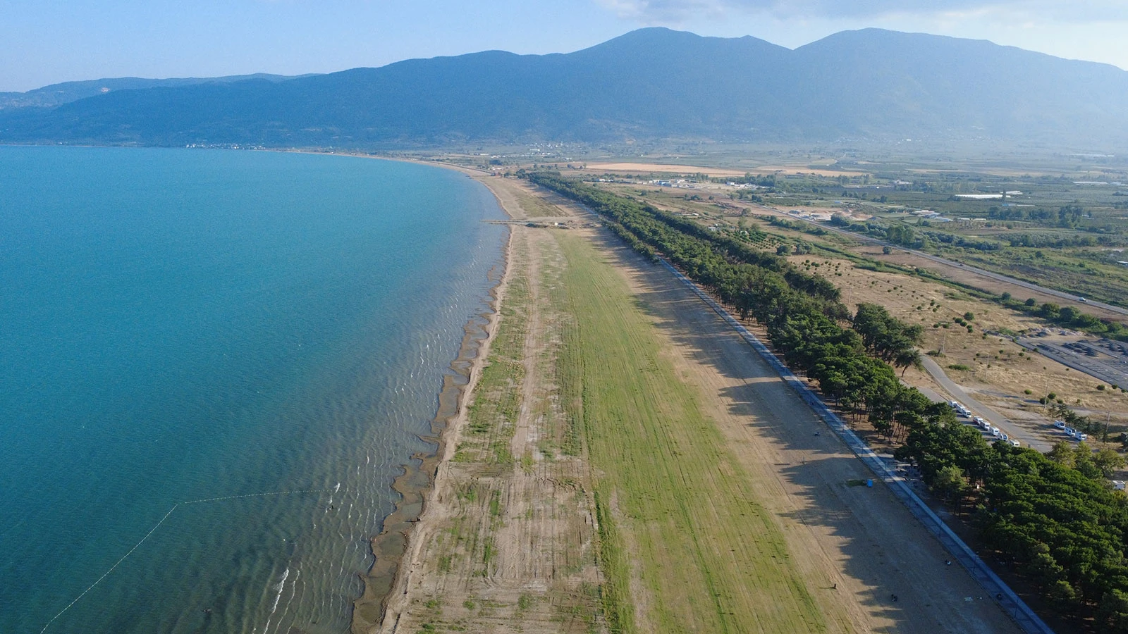 Iznik Lake is in its death throes, the waters are rapidly receding