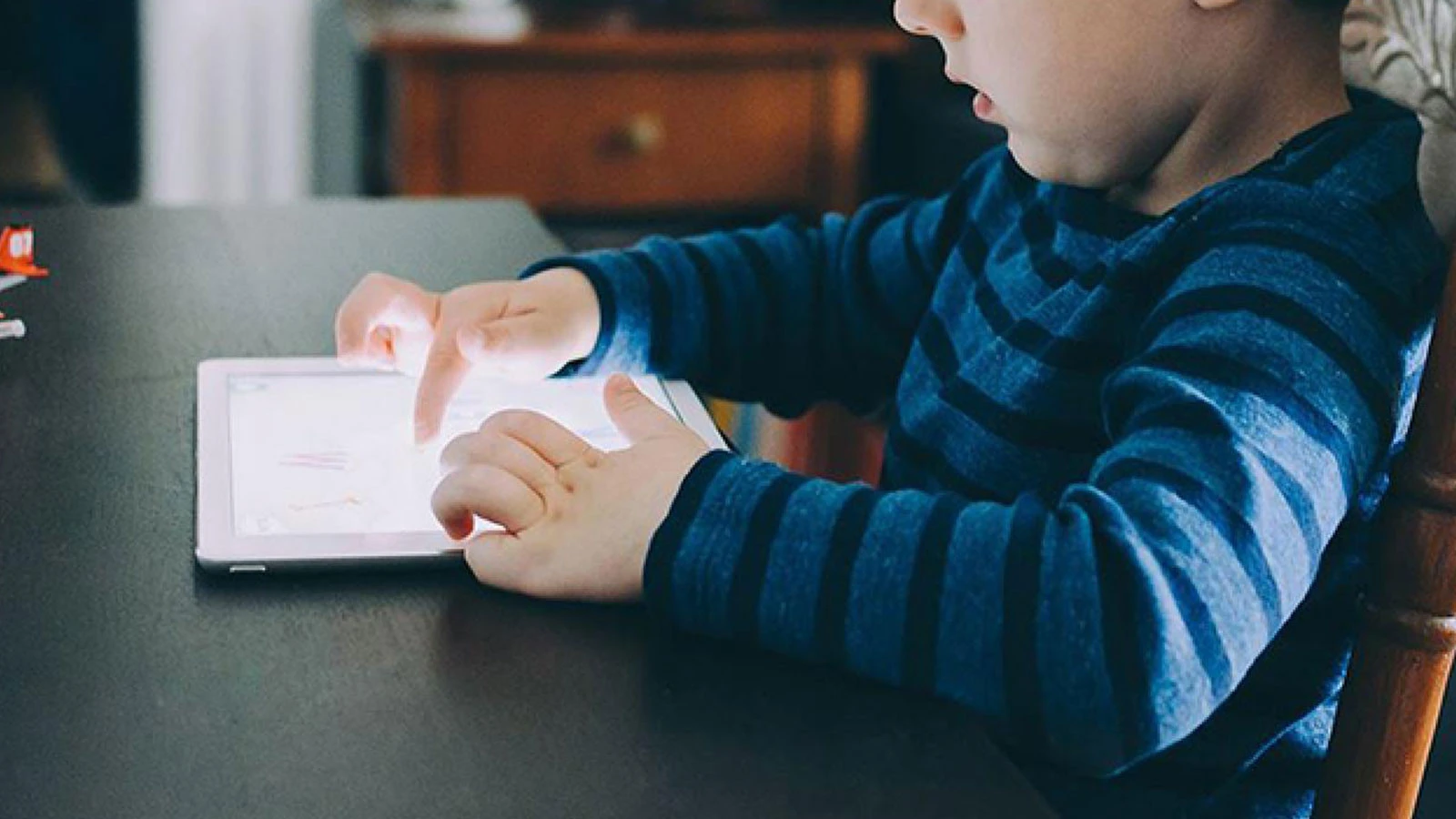 Screen alarms paralyze children's lessons and social life!
