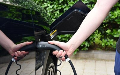 The number of electric cars on the roads exceeded 470 thousand