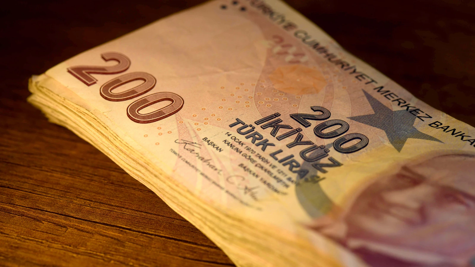 Will there be a pay raise for retirees? All eyes on the Constitutional Court decision!
