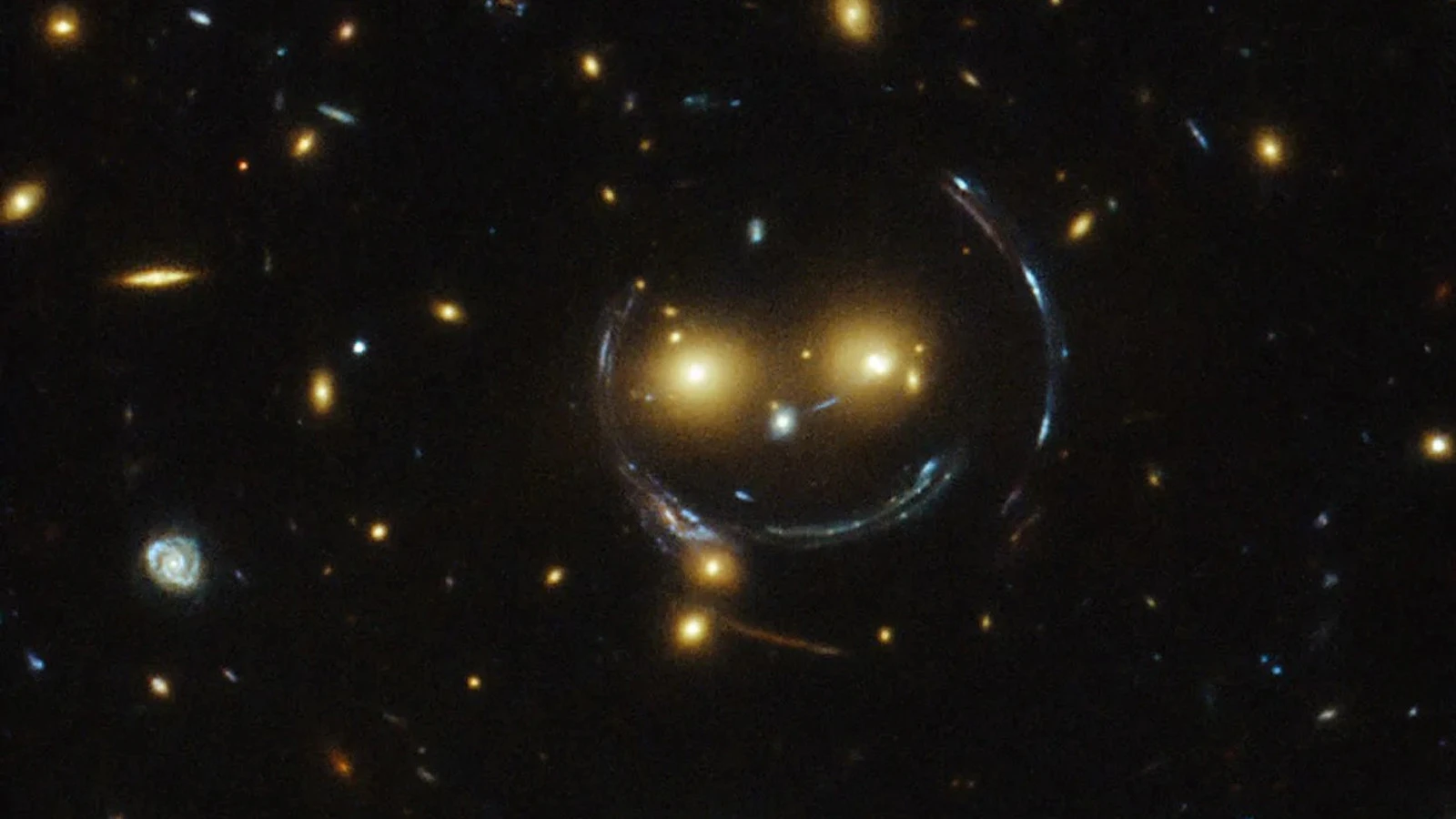 NASA's post became a trending topic: Smiling face in space!