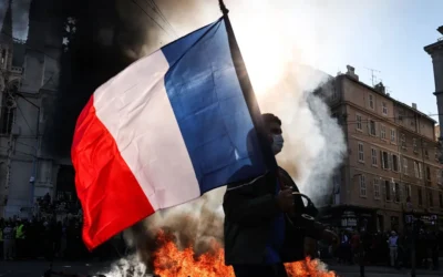 France-wide protests: first clashes with police
