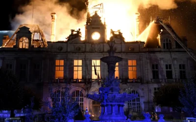 400 arrests and 60 police officers injured in France