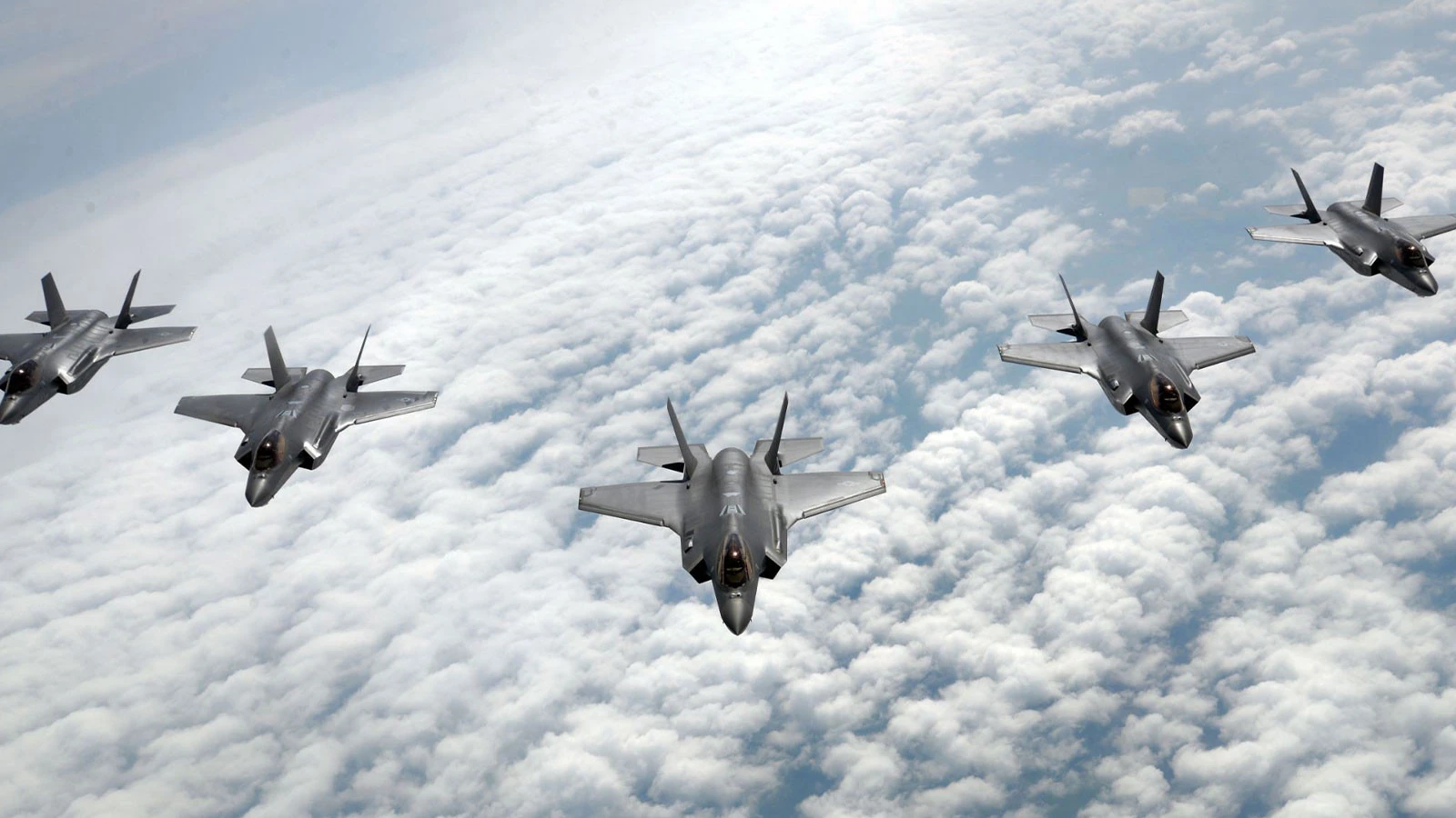 Northern alert in NATO, intelligence planes are monitoring Russia