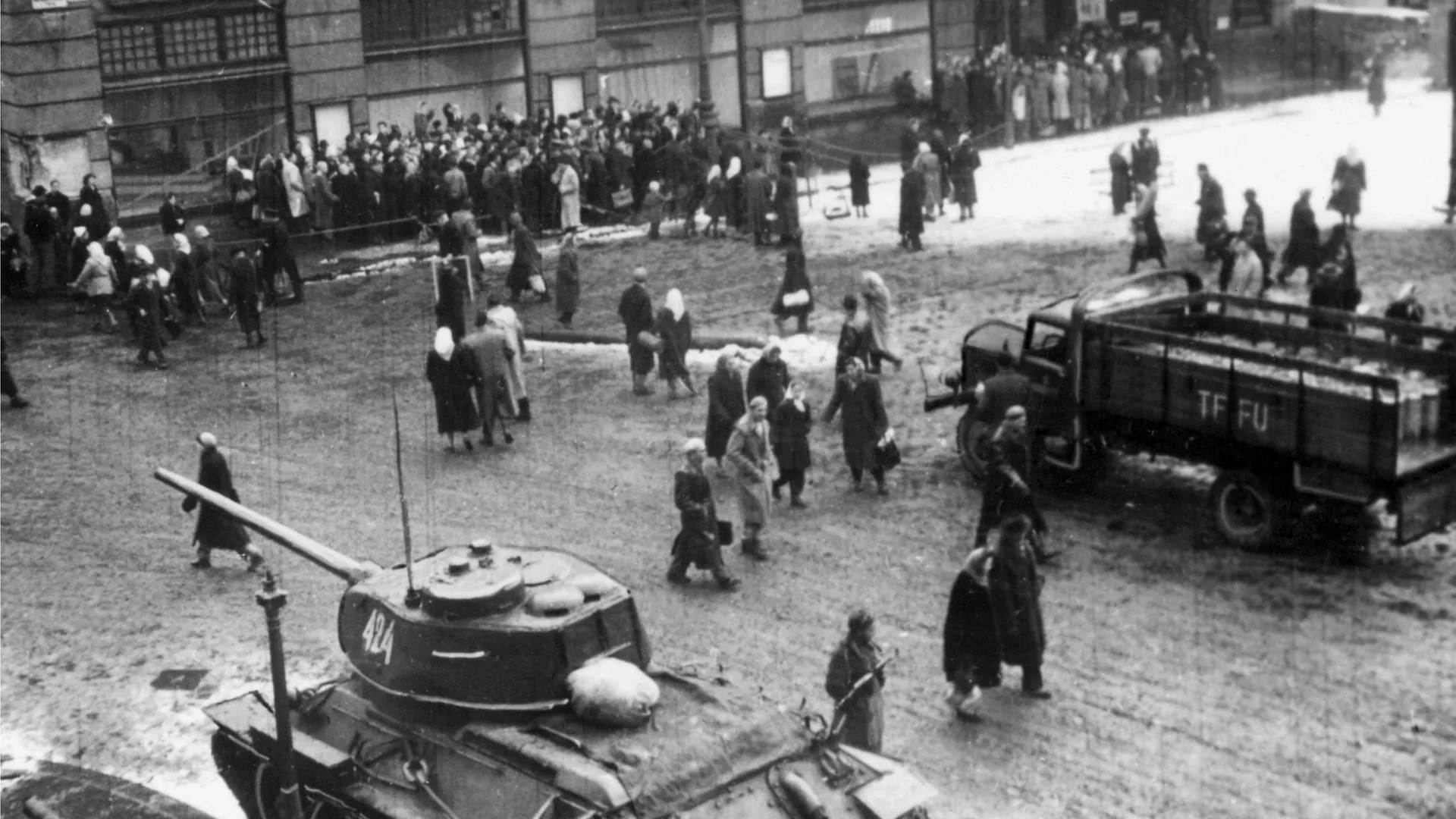 Popular uprising in Hungary in autumn 1956 Popular uprising in Hungary in autumn 1956