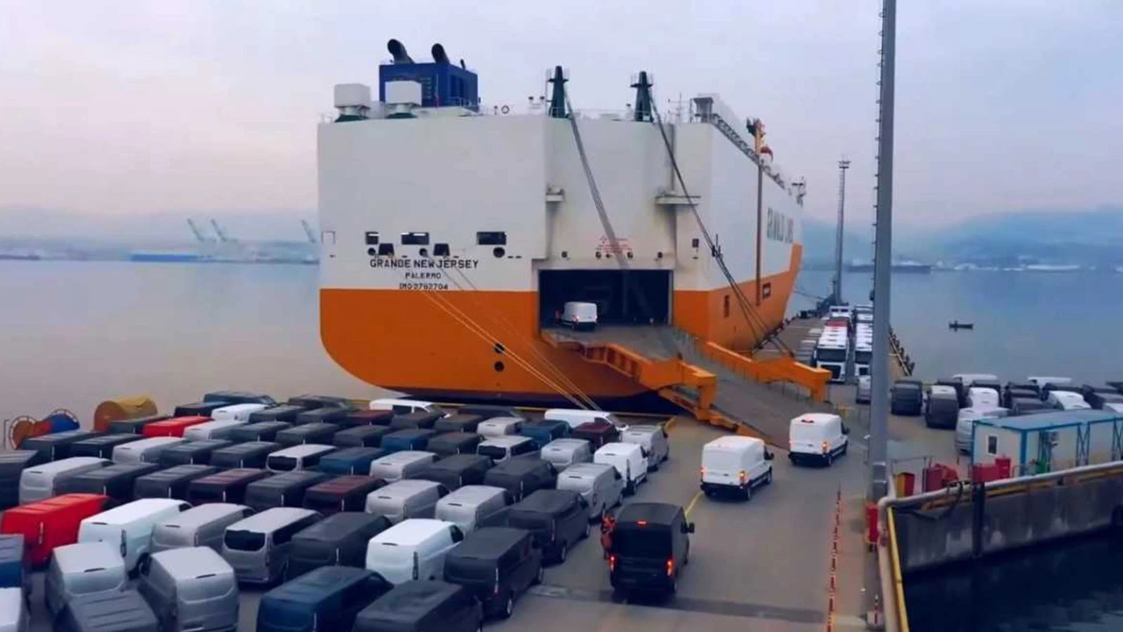 Exports of the automotive industry in September approached 4 billion dollars