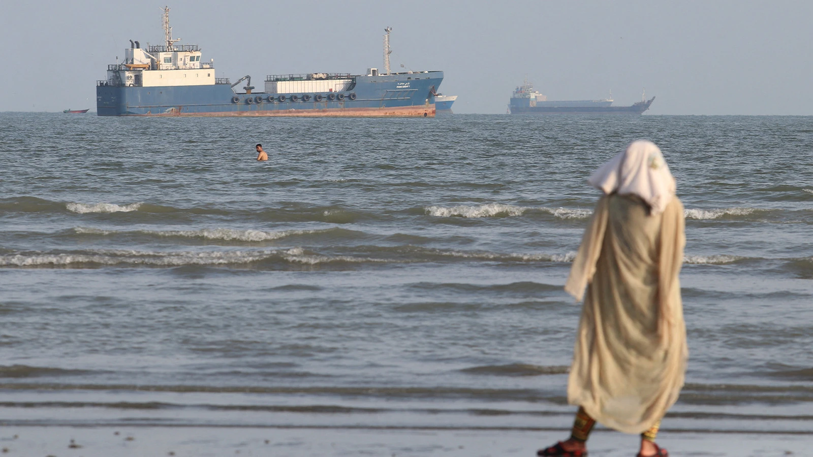 Hormuz alarm in oil! Barrel exceeds 110 dollars, diesel crisis grows