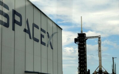 SpaceX is turning Starlink into a mobile operator